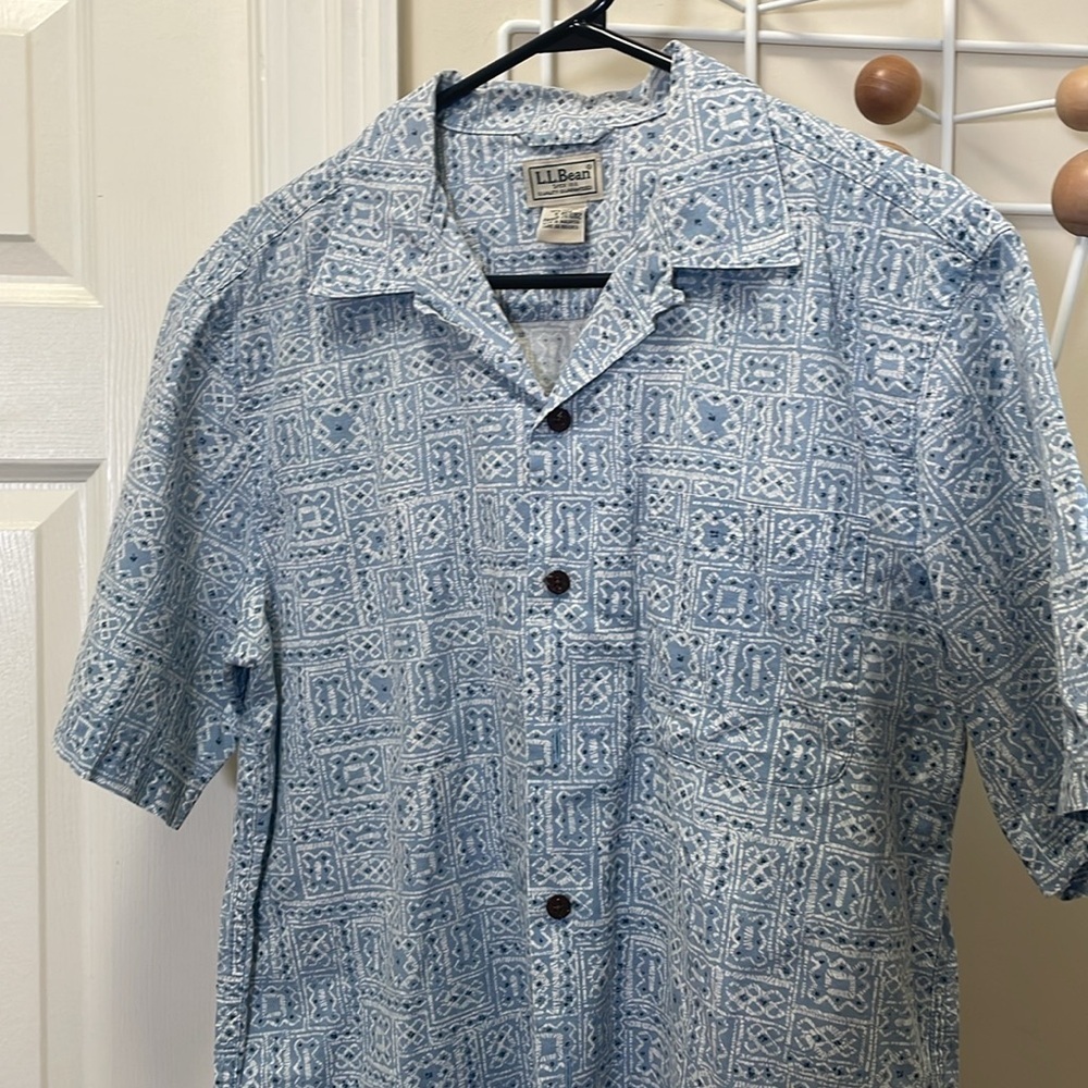 L.L Bean - Aztec Short Sleeve Button Down Shirt - Blue/White - Small